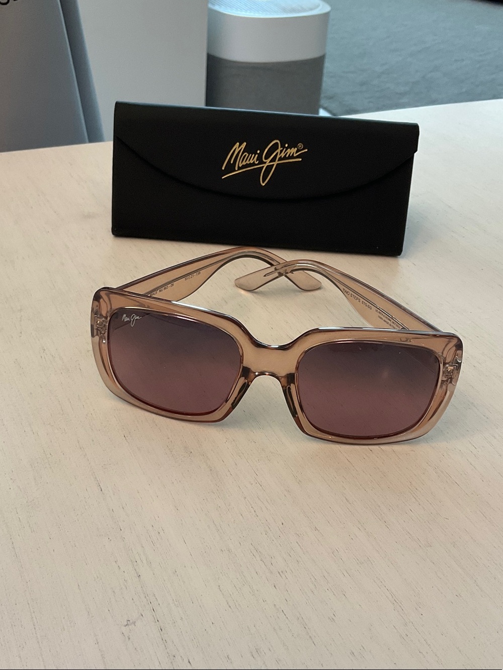 Maui Jim “two step” Women's Transparent pink Sunglasses